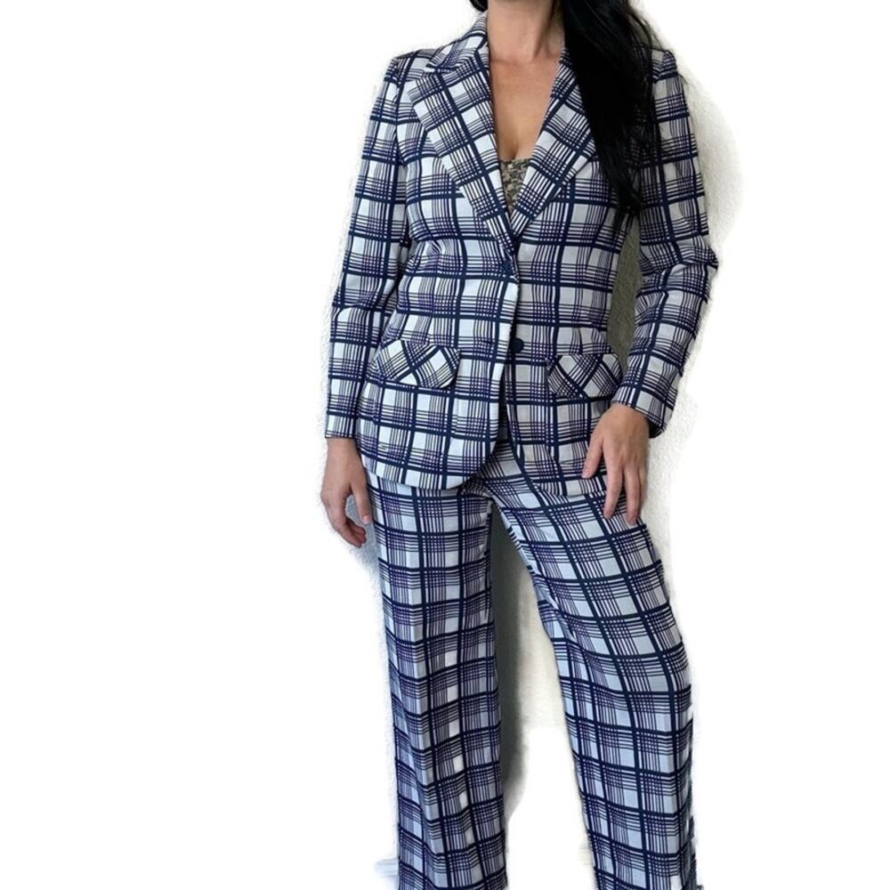 Vintage 1970s Blue & White Plaid Leisure Polyester Suit Size 12